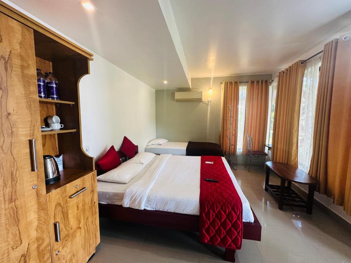 Lake N River Resort Munroe Island Mundrothuruth Extérieur photo